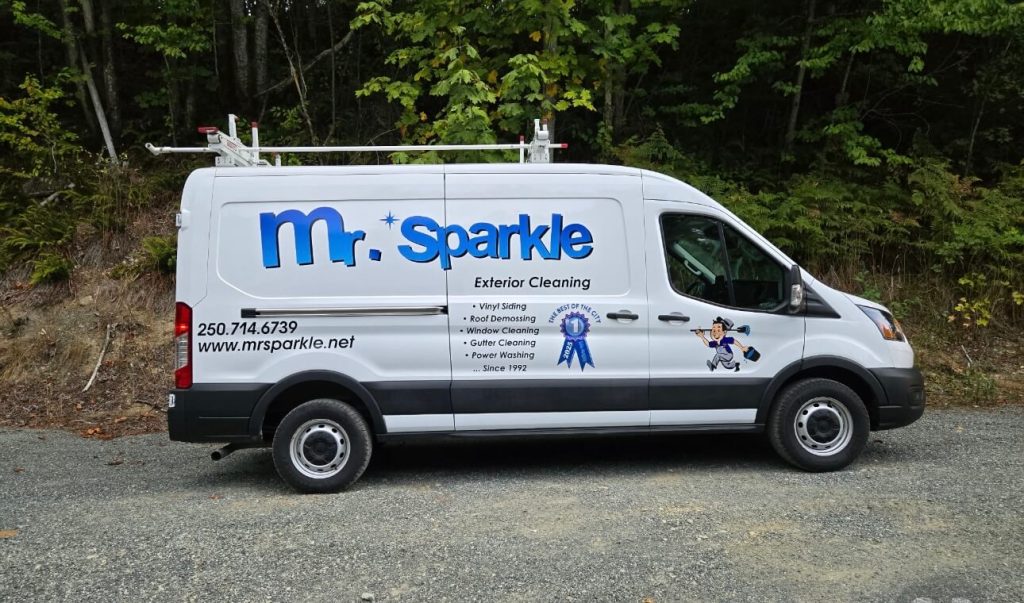 Mr. Sparkle Exterior Cleaning Nanaimo - Side view of truck