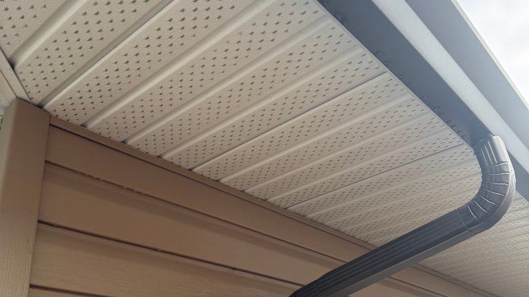 After soffit cleaning by Mr. Sparkle